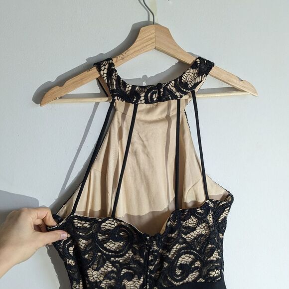 B. Smart Black Lace Halter Open Back High Low Midi Dress - Picture 4 of 7